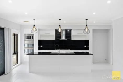 Property photo of 20 Papillon Parade Tarneit VIC 3029