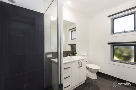 Property photo of 63 Dennington Rise Dennington VIC 3280