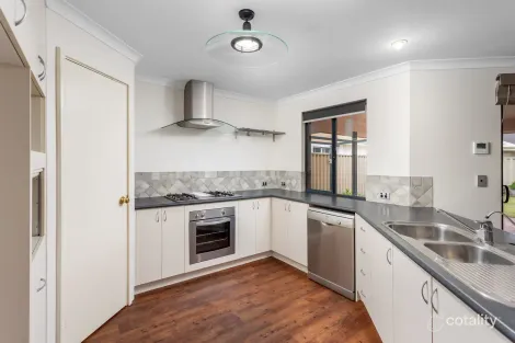 Property photo of 3 Woollybush Turn Broadwater WA 6280