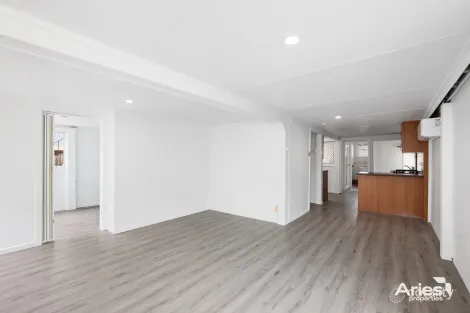 Property photo of 5 Eversleigh Road Scarborough QLD 4020