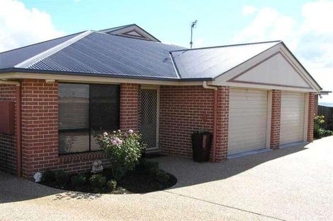 2/763-765 Greenwattle St, Glenvale, QLD 4350