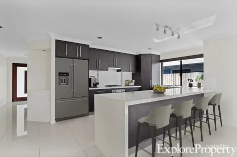 Property photo of 29 Dobinson Street Bucasia QLD 4750