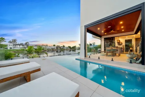 93 Serenity Bvd, Helensvale, QLD 4212