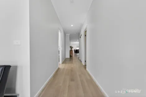 Property photo of 10 Riverton Boulevard Harkness VIC 3337