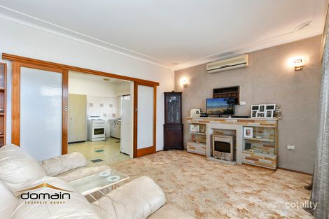Property photo of 25 Robin Crescent Woy Woy NSW 2256