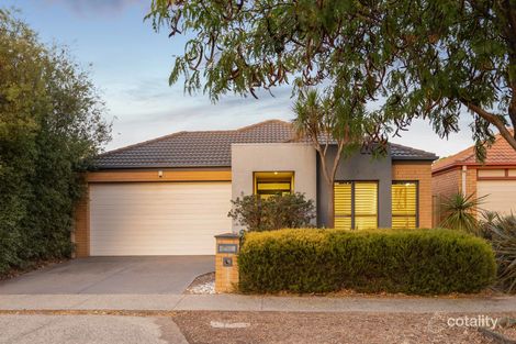 Property photo of 5 Holland Way Caroline Springs VIC 3023