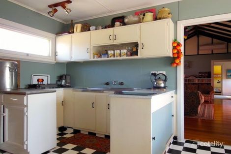 Property photo of 8 Blair Street Peterborough VIC 3270