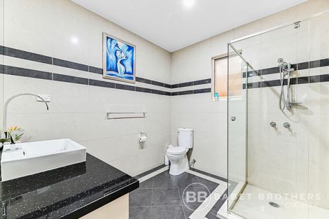 Property photo of 3 Cherry Tree Lane Narre Warren VIC 3805