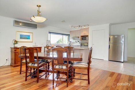 Property photo of 33 Seabrook Avenue Rosebud VIC 3939
