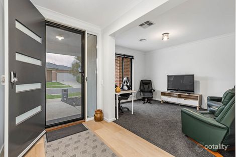 Property photo of 13 Marxsen Parade Lucas VIC 3350