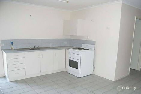 206 Cambridge St, Granville, QLD 4650