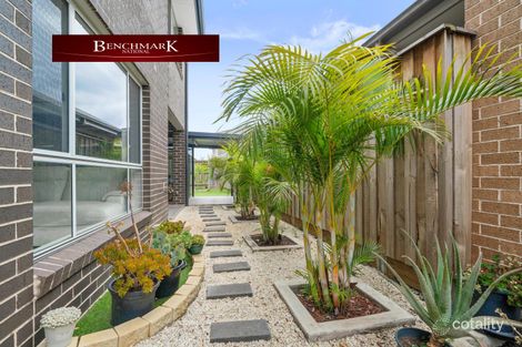 Property photo of 14 Silverleaf Lane Moorebank NSW 2170
