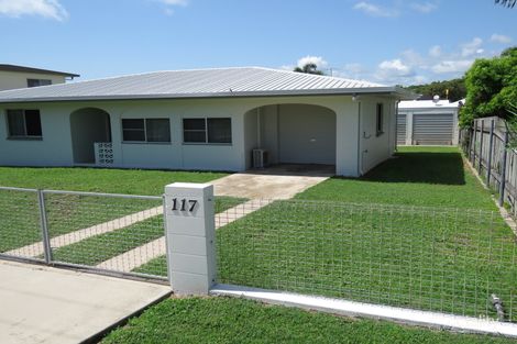 117 Hillview Rd, Bowen, QLD 4805