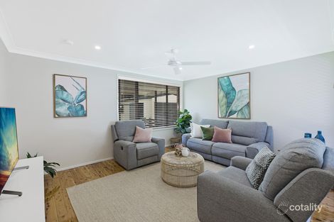 Property photo of 9 Elkhorn Close Wyoming NSW 2250