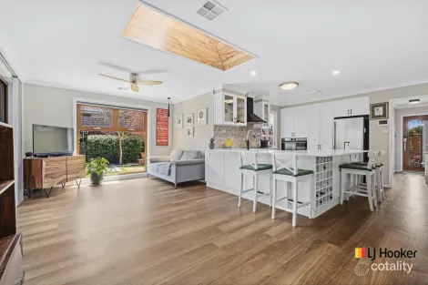 Property photo of 18 Clarendon Street Amaroo ACT 2914