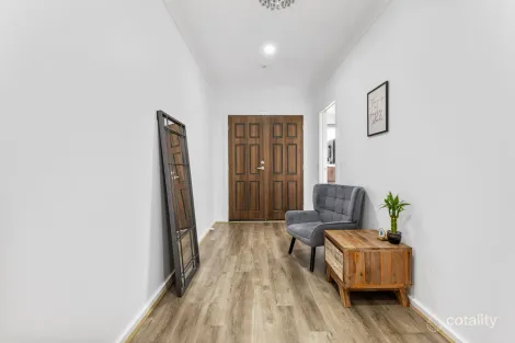 Property photo of 3 Catisfield Circuit Donnybrook VIC 3064