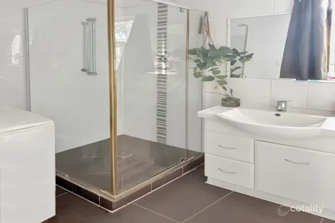 Property photo of 2 Golding Street Barney Point QLD 4680