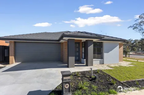 2 Whitelock Dr, Huntly, VIC 3551