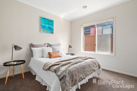 Property photo of 14 Springwood Terrace Manor Lakes VIC 3024