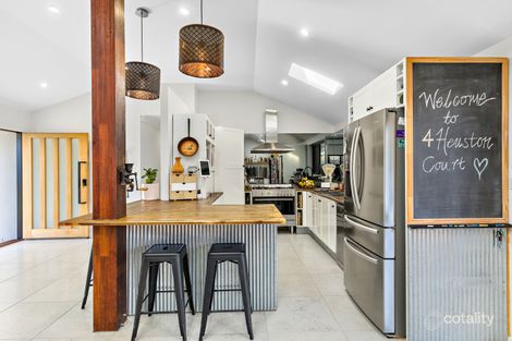 Property photo of 4 Heuston Court Victoria Point QLD 4165