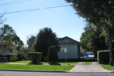 19 Maubeuge St, South Granville, NSW 2142