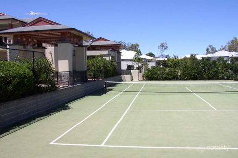 Property photo of 15 Fairway Court Mount Ommaney QLD 4074
