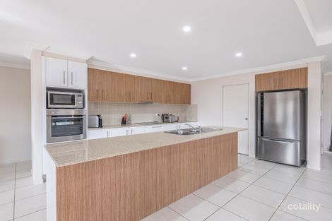 Property photo of 1 Deakin Court Southside QLD 4570