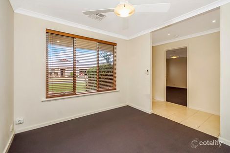 Property photo of 8 Whitemoss Turn Waikiki WA 6169