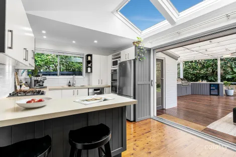 Property photo of 4 Amber Close Thornleigh NSW 2120