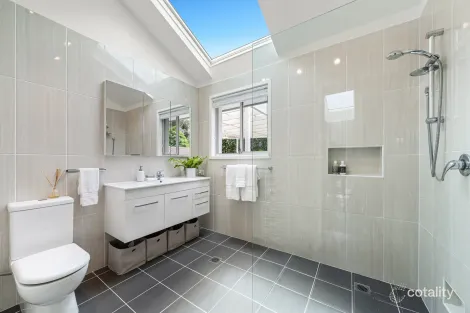 Property photo of 4 Amber Close Thornleigh NSW 2120