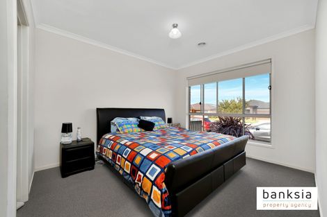Property photo of 32 Obsidian Avenue Tarneit VIC 3029