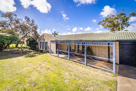 Property photo of 10 Knowle Way Warnbro WA 6169