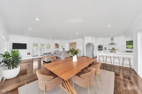 Property photo of 7 McFarlane Drive Kanimbla QLD 4870