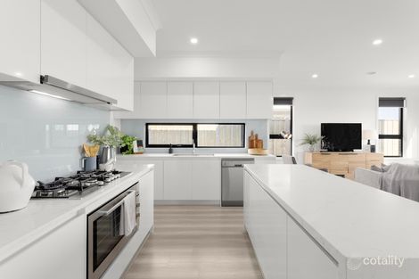 Property photo of 41 Sunlight Circuit Lara VIC 3212