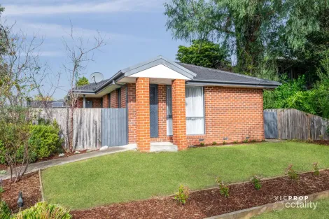 Property photo of 12 Broderick Road Carrum Downs VIC 3201