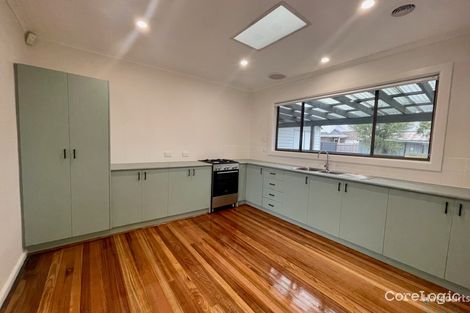 Property photo of 32 Invermay Street Reservoir VIC 3073