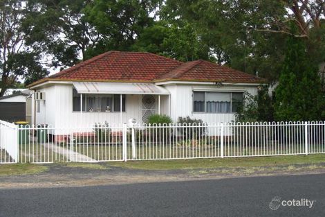 66 Wentworth Ave, Woy Woy, NSW 2256