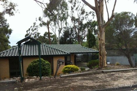 11 Woodhall Dr, Happy Valley, SA 5159