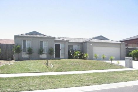 Property photo of 17 Sandalwood Grove Carrum Downs VIC 3201