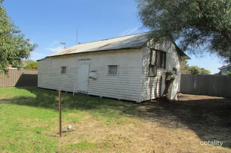 17 Gladstone St, Beulah, VIC 3395