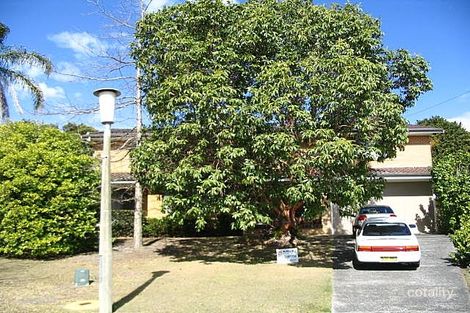 11 Waterside Cl, Point Clare, NSW 2250