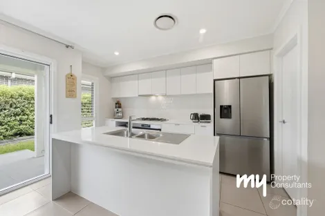 Property photo of 4 McGregor Way Spring Farm NSW 2570