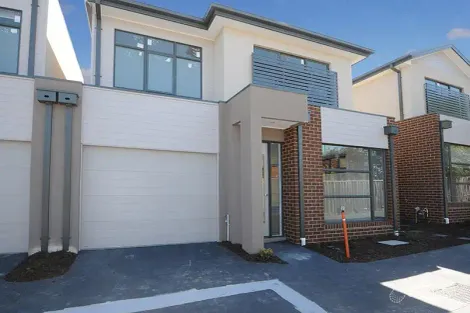 Property photo of 6/44 McCormicks Road Skye VIC 3977