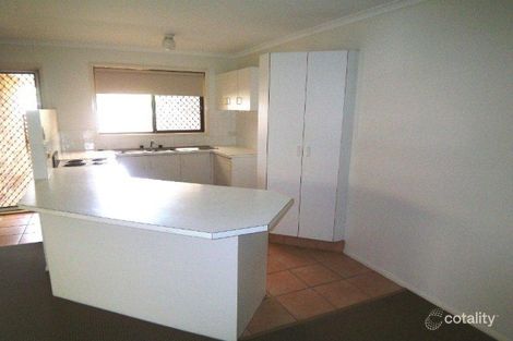 Property photo of 2/11 Avi Court Labrador QLD 4215