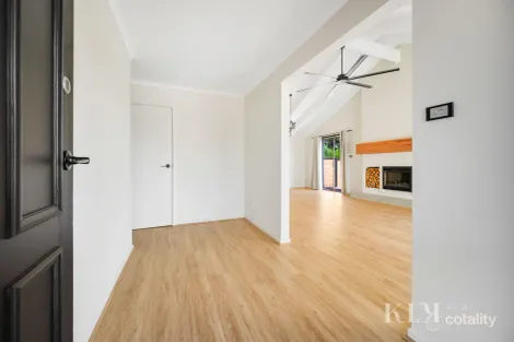 Property photo of 38 Carlisle Street Craigieburn VIC 3064