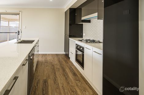 Property photo of 3 Ebor Way Dubbo NSW 2830