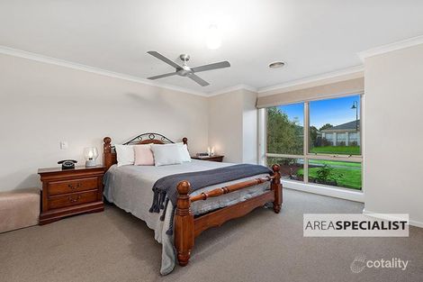 Property photo of 10 Peledora Place Lyndhurst VIC 3975