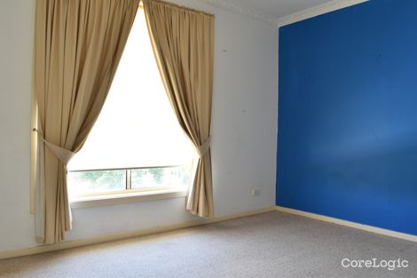 Property photo of 11 Ester Drive Mill Park VIC 3082