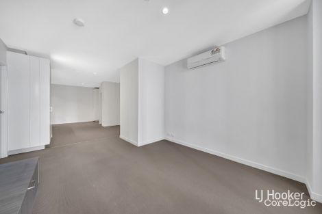 Property photo of 3018/220 Spencer Street Melbourne VIC 3000