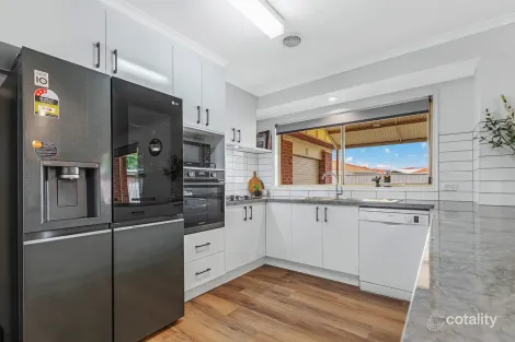 Property photo of 2 Cox Place Echuca VIC 3564